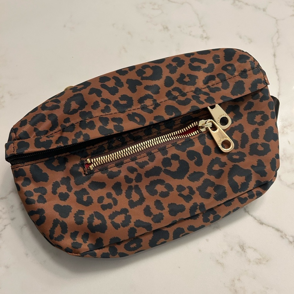Boulevard Leopard Print Women's Fanny Pack